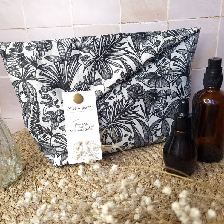 TROUSSES DE TOILETTE